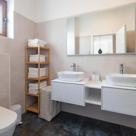 In Tatil Evi Brodarica (Sibenik-Knin)